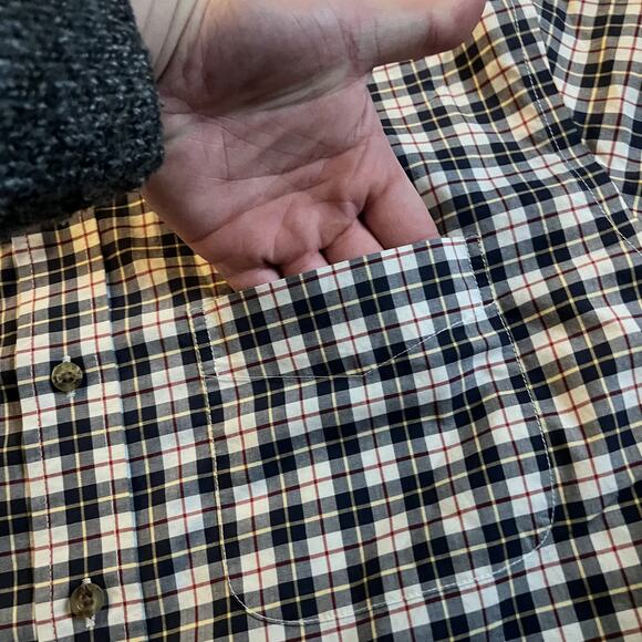 L.L. Bean Men's Plaid Wrinkle-Resistant Button-Down Shirt Size Large Regular - Picture 4 of 5